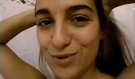 Érett porno filmek teljes magyarul férfi Kevin maszturbál teremt amatőr videó.