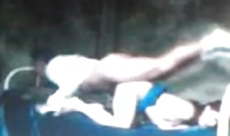 Yuu dörzsöli a punciját, majd ingyen teljes porno filmek rábaszik.