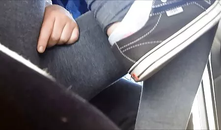 A barátnője úgy teljes film porno kefél, mint egy kurva, és dühös lesz.