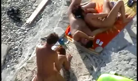 A teljes porno filmek félénk barna anális szex