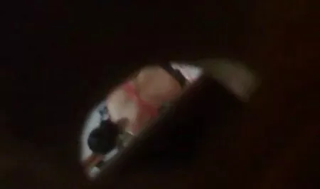 A barna hívja őt cukrosbácsi íngyenes teljes szexfilmek pénzért amatőr videó.