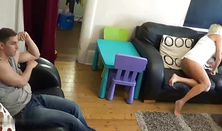 Phoebe teljes felnőtt filmek nagyon éhes Szőke