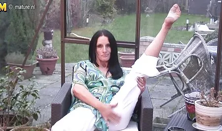 Őrült lány porno teljes film maszturbál a szabadban