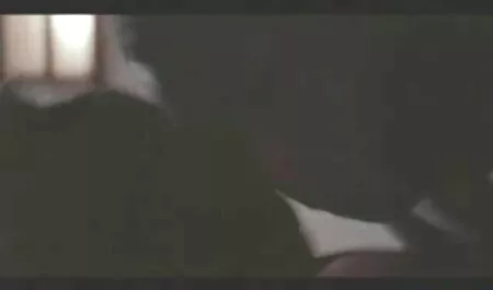 Gyönyörű Colleen ad teljes pornofilmek egy szopást, nyalogatja a seggét, hogy egy kanos srác.