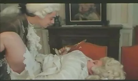 Ázsiai MILF veszi teljes pornó filmek zuhany veszi törölköző.