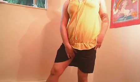 Húgy éjjel porno teljes film magyarul az utca sarkán
